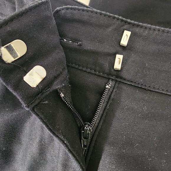 Fabulously Slimming By Chico’s Womens Cropped Pants Size 1 Medium 8 Black Ankle - Picture 6 of 10